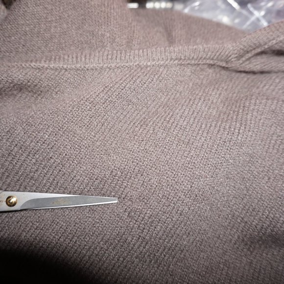 360 CASHMERE Sweater boxy Vneck cinch back taupe  FIRM PR$CE.  S  B-11 - Picture 6 of 7